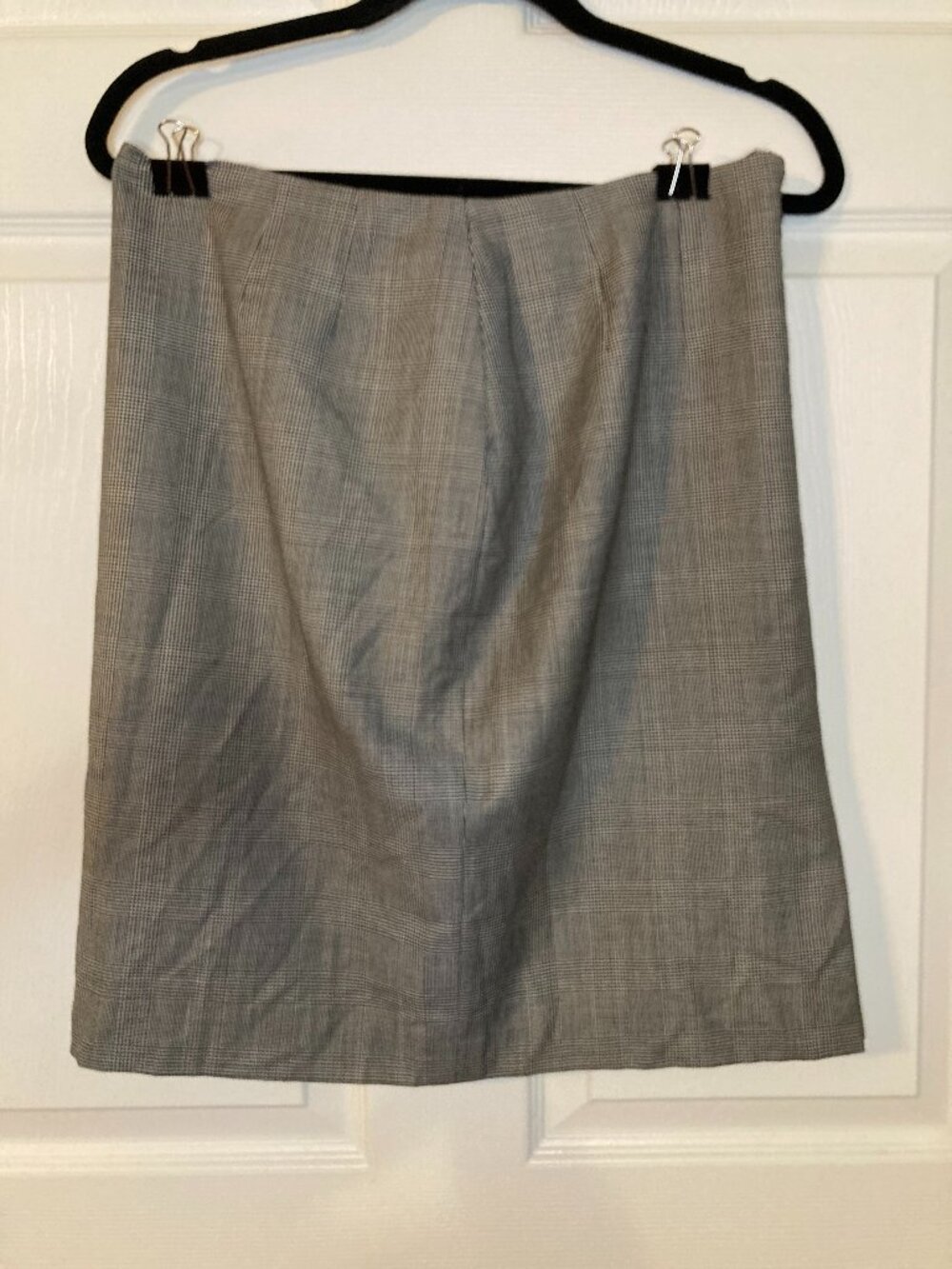 Christian Dior Women's Gray Plaid Worsted Wool & Silk Pencil Skirt - Size US 12